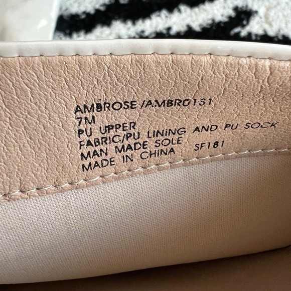 Steve Madden White knee high boots - Picture 3 of 4